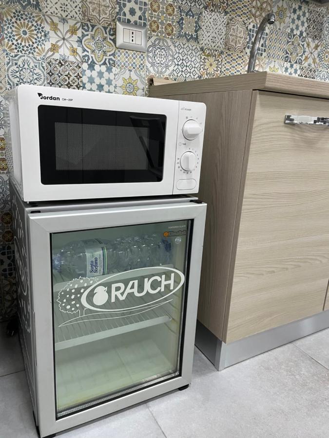 O'Vascetiello Apartment Napoli Bagian luar foto