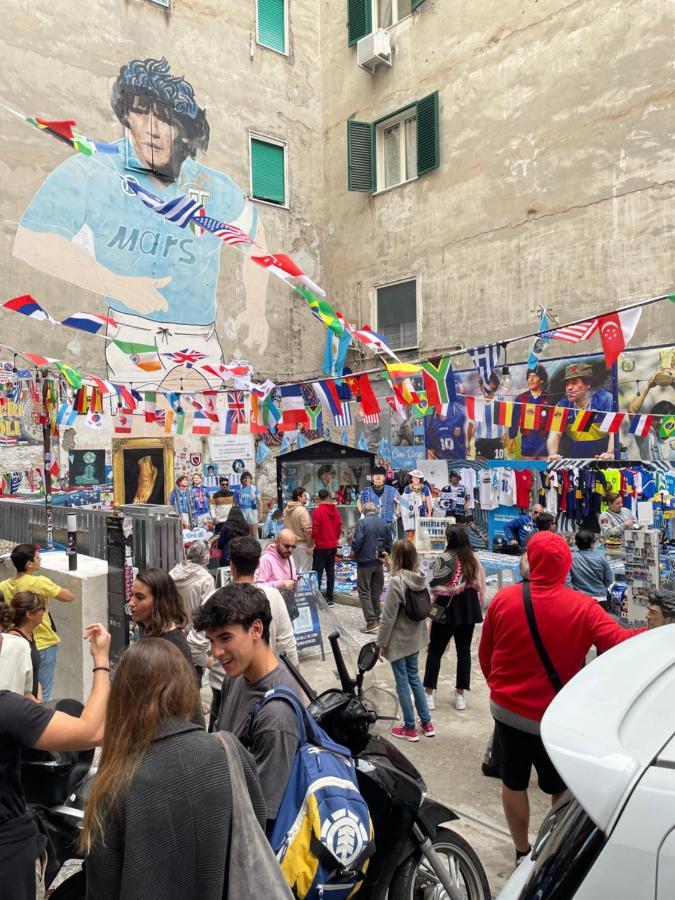 O'Vascetiello Apartment Napoli Bagian luar foto