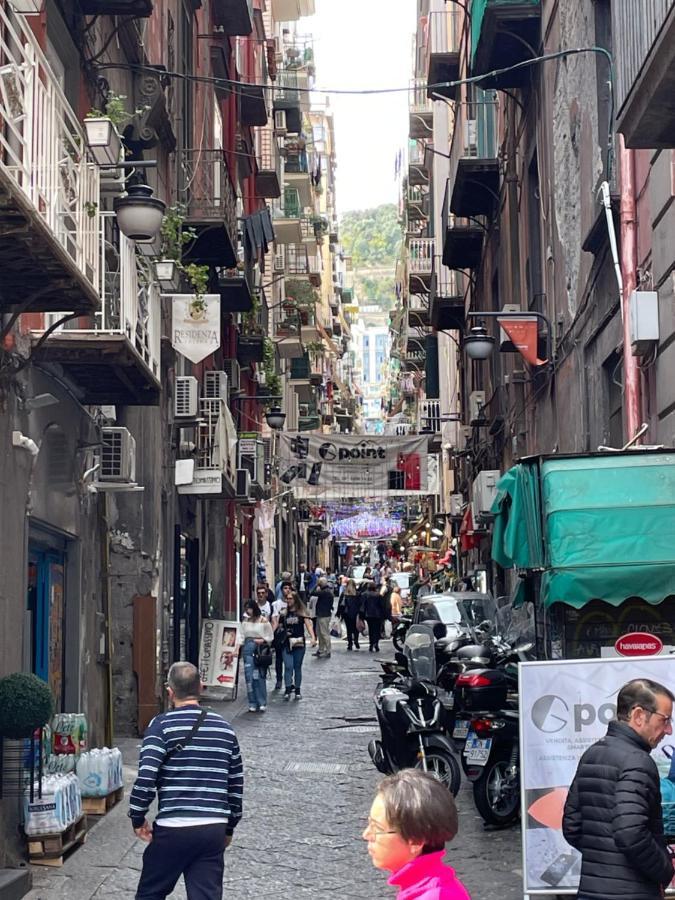 O'Vascetiello Apartment Napoli Bagian luar foto