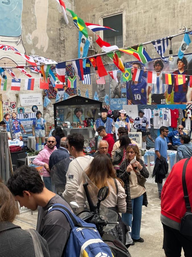 O'Vascetiello Apartment Napoli Bagian luar foto