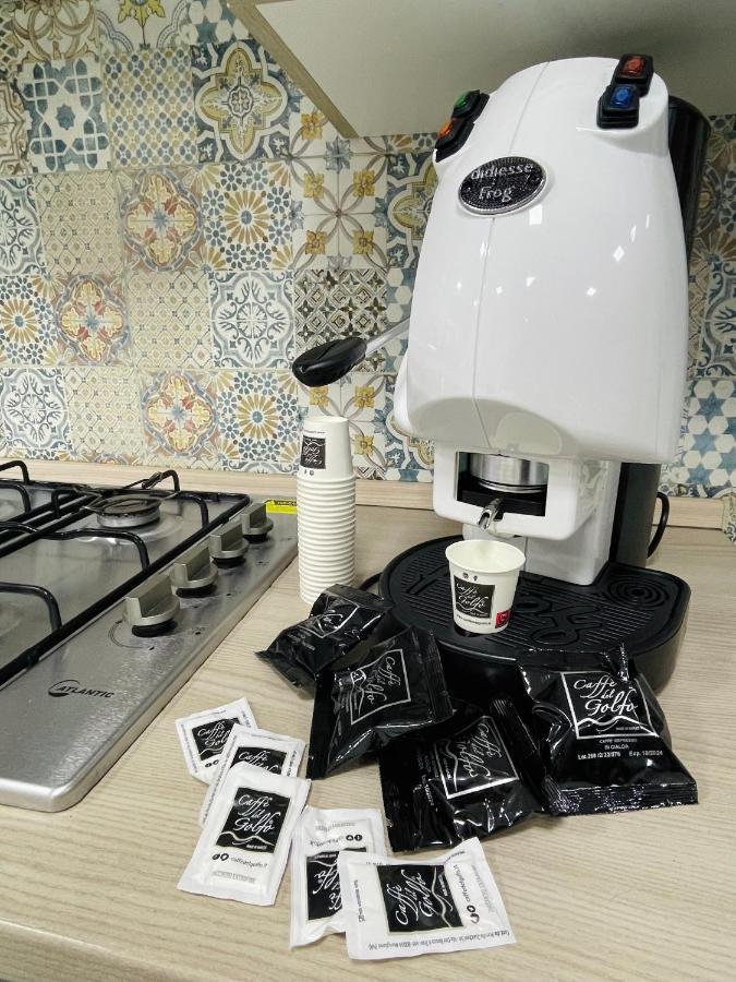 O'Vascetiello Apartment Napoli Bagian luar foto